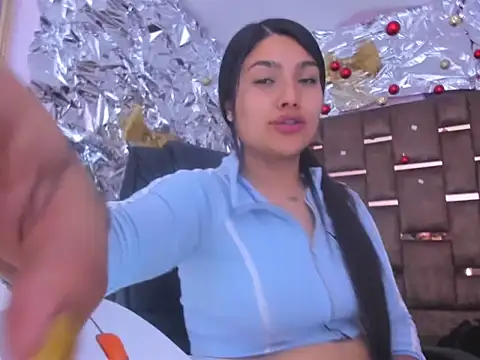 SarahStones online show from 12/15/25, 08:29