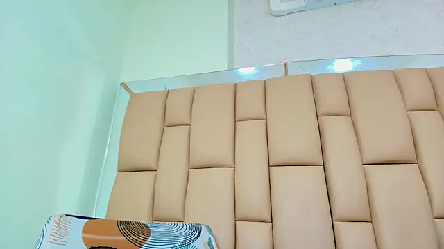 Snapshot of mss_samy chatting on 09/18/25, 03:08 mss samy online show from 09/18/25, 03:08