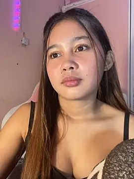 Snapshot of ursweet_babygirl chatting on 02/26/26, 04:17 ursweet babygirl online show from 02/26/26, 04:17