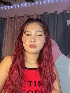 Snapshot of ursweet_babygirl chatting on 06/27/26, 05:07 ursweet babygirl online show from 06/27/26, 05:07
