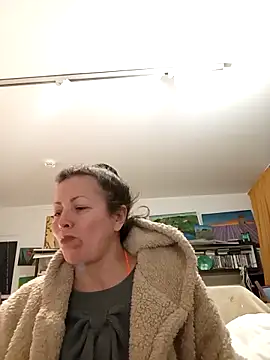 MariaAnaSunshine online show from 10/06/25, 09:45