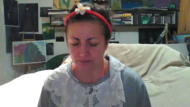 MariaAnaSunshine online show from 10/15/25, 07:58