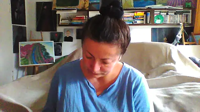 MariaAnaSunshine online show from 10/24/25, 08:00