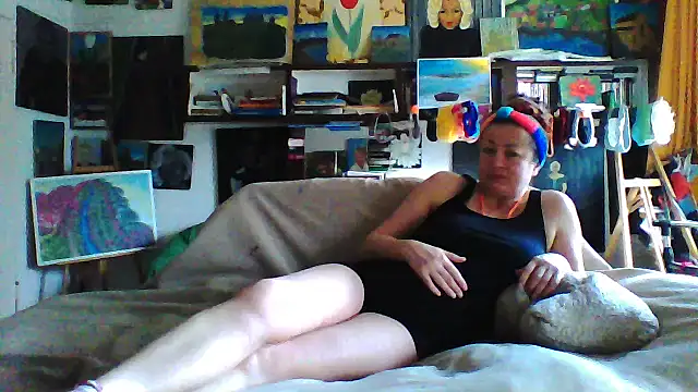 MariaAnaSunshine online show from 12/01/25, 08:19