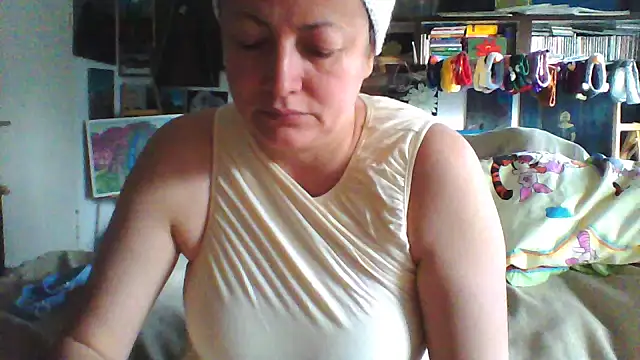 MariaAnaSunshine online show from 12/20/25, 08:43