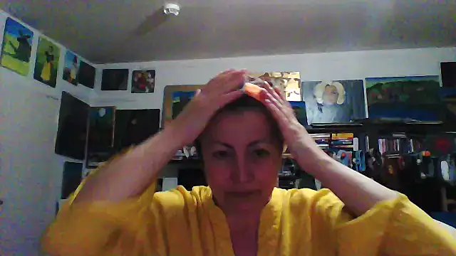 MariaAnaSunshine online show from 12/22/25, 04:59