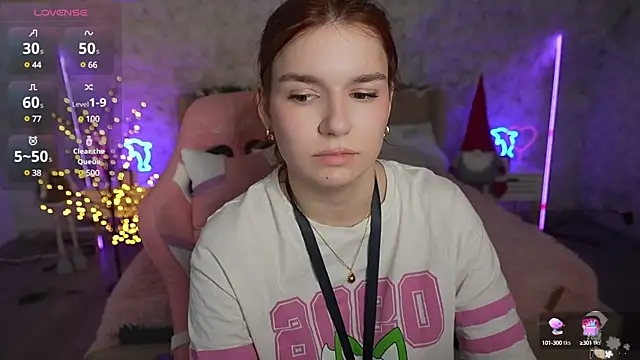 Snapshot of RedShinee chatting on 01/15/25, 10:06 RedShinee online show from 01/15/25, 10:06