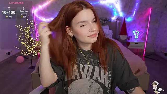 Snapshot of RedShinee chatting on 01/21/25, 06:54 RedShinee online show from 01/21/25, 06:54