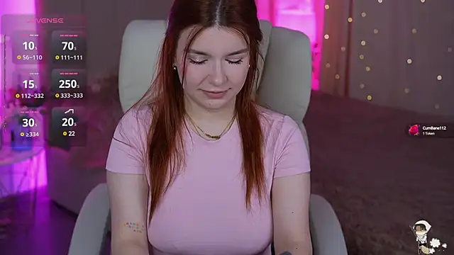 Snapshot of RedShinee chatting on 02/24/25, 07:11 RedShinee online show from 02/24/25, 07:11