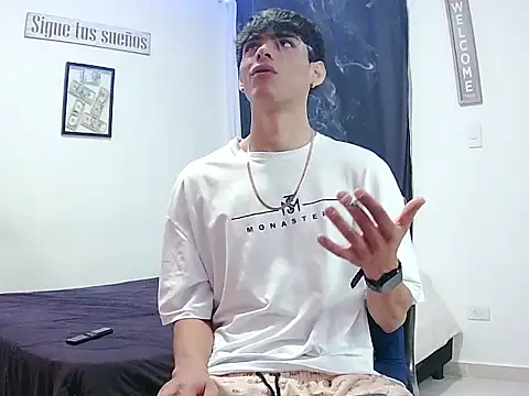 harrytomson 1 online show from 11/18/25, 09:47