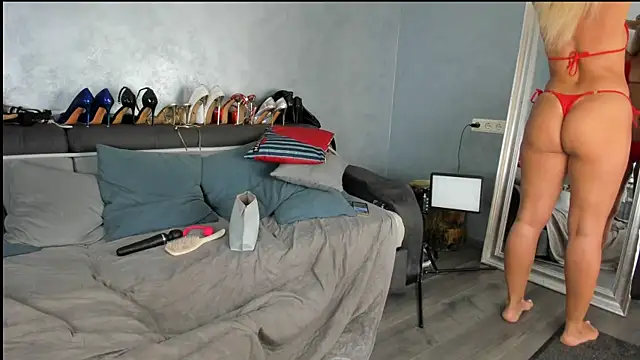 Snapshot of SEXDream777 chatting on 06/22/26, 03:20 SEXDream777 online show from 06/22/26, 03:20