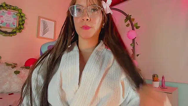 honey fox1 online show from 02/14/25, 04:47