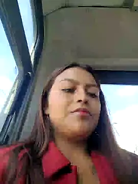 Snapshot of Fantasy-gil chatting on 12/13/24, 02:49 Fantasy-gil online show from 12/13/24, 02:49