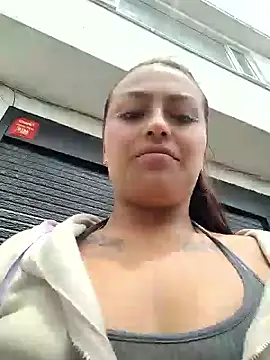 Snapshot of Fantasy-gil chatting on 03/13/25, 06:45 Fantasy-gil online show from 03/13/25, 06:45