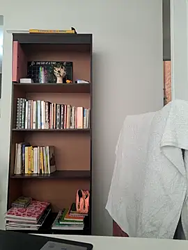 Snapshot of Fantasy-gil chatting on 09/16/25, 08:43 Fantasy-gil online show from 09/16/25, 08:43