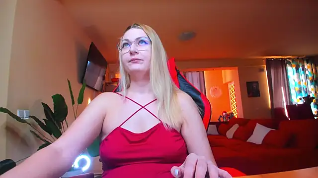 sugar mayy online show from 03/10/25, 05:33