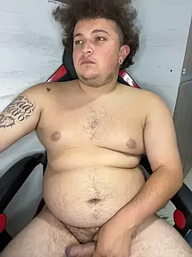 Snapshot of AndresChuboi chatting on 11/28/25, 05:21 AndresChuboi online show from 11/28/25, 05:21