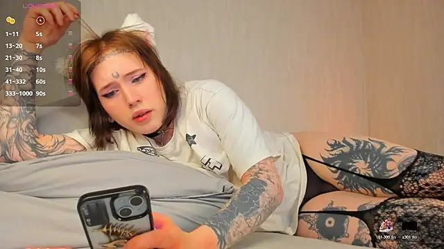 Spliti moon online show from 04/20/26, 01:36