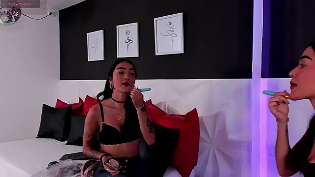 scarlet castro online show from 12/13/24, 12:06