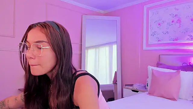 scarlet castro online show from 03/11/26, 04:35