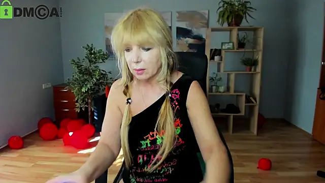 Anna Diax online show from 03/05/26, 12:45