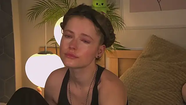 Snapshot of AshleyDouglas chatting on 01/25/25, 02:26 AshleyDouglas online show from 01/25/25, 02:26