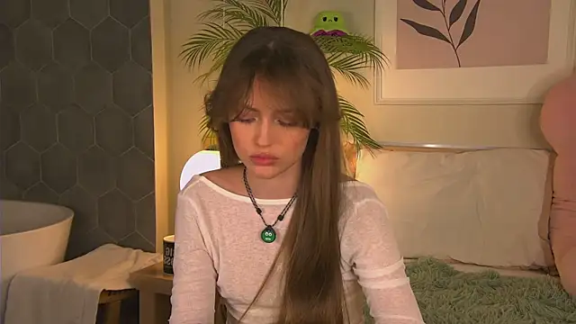 Snapshot of AshleyDouglas chatting on 02/08/25, 10:39 AshleyDouglas online show from 02/08/25, 10:39