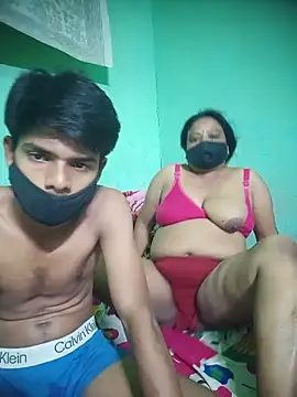 Group Of Lust online show from 05/18/26, 04:24