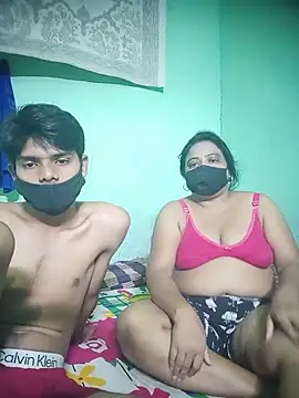 Group Of Lust online show from 05/19/26, 02:01