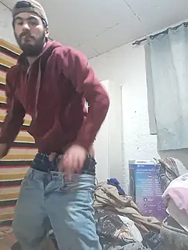 Snapshot of montevideoo chatting on 10/01/25, 01:22 montevideoo online show from 10/01/25, 01:22