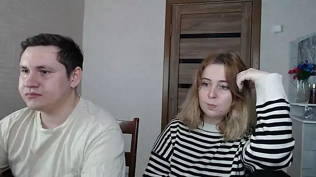 Snapshot of Kristy-Max chatting on 01/04/25, 08:16 Kristy-Max online show from 01/04/25, 08:16