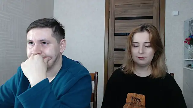 Snapshot of Kristy-Max chatting on 01/23/25, 03:01 Kristy-Max online show from 01/23/25, 03:01