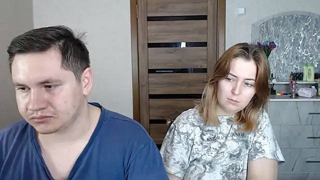 Snapshot of Kristy-Max chatting on 02/03/25, 10:54 Kristy-Max online show from 02/03/25, 10:54
