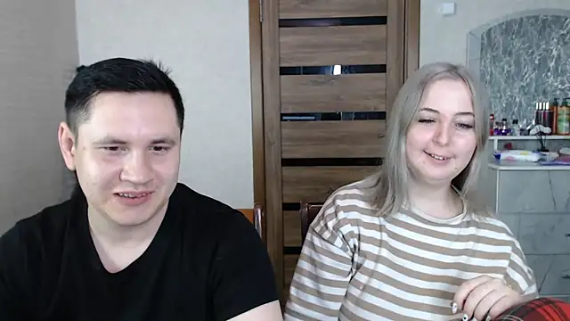 Snapshot of Kristy-Max chatting on 02/27/25, 08:28 Kristy-Max online show from 02/27/25, 08:28