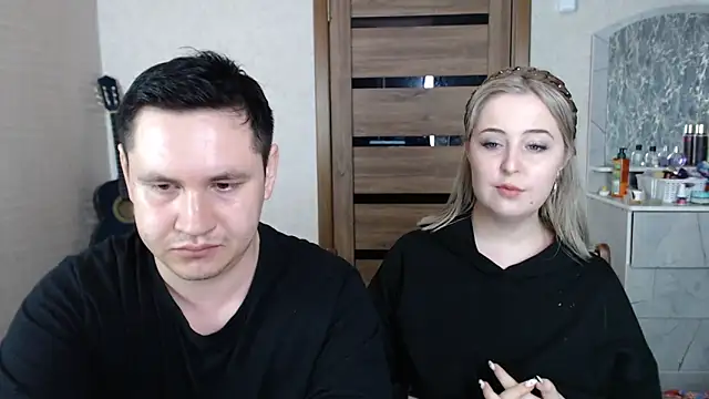 Snapshot of Kristy-Max chatting on 03/02/25, 11:50 Kristy-Max online show from 03/02/25, 11:50