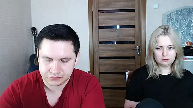 Snapshot of Kristy-Max chatting on 03/20/25, 03:13 Kristy-Max online show from 03/20/25, 03:13