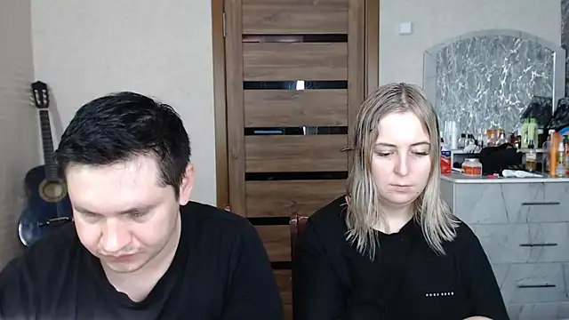 Snapshot of Kristy-Max chatting on 03/21/25, 06:16 Kristy-Max online show from 03/21/25, 06:16