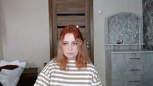 Snapshot of Kristy-Max chatting on 09/17/25, 10:00 Kristy-Max online show from 09/17/25, 10:00
