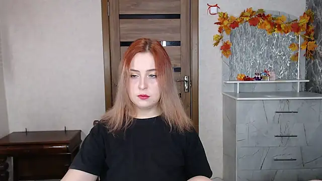 Snapshot of Kristy-Max chatting on 09/27/25, 06:35 Kristy-Max online show from 09/27/25, 06:35