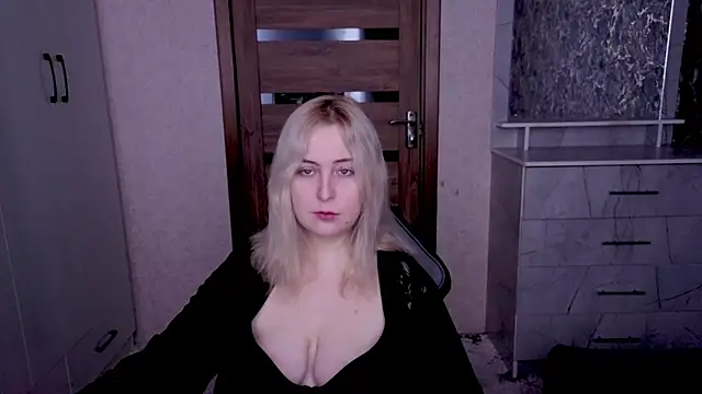 Kristy-Max online show from 03/23/26, 07:56