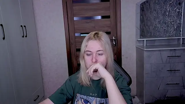 Kristy-Max online show from 03/26/26, 03:12