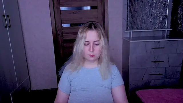 Kristy-Max online show from 06/09/26, 08:31