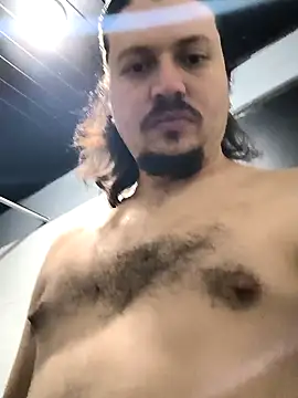 webothtwo online show from 01/23/25, 02:33