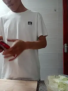 Snapshot of CM100412 chatting on 07/18/26, 06:17 CM100412 online show from 07/18/26, 06:17