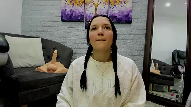  EmilyJireh  online show from 01/12/26, 05:40