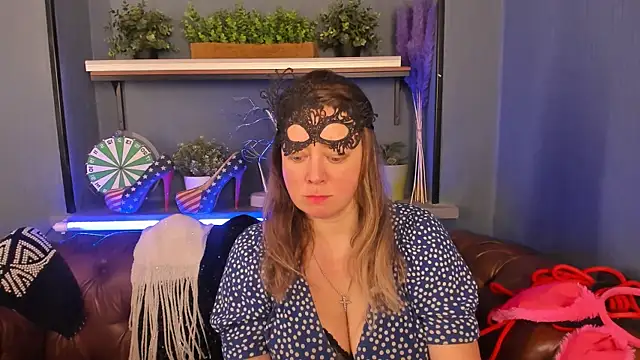 JesiaFoxi online show from 01/24/25, 11:59