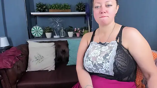 JesiaFoxi online show from 09/23/25, 10:40