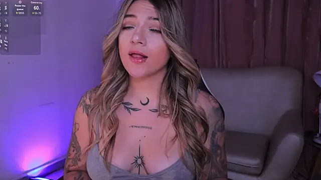 ashleyvalirya online show from 11/06/25, 03:51