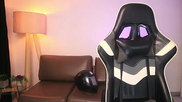 ashleyvalirya online show from 02/13/26, 04:08