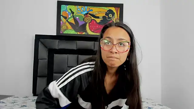 tatiana valencia online show from 01/06/25, 02:25